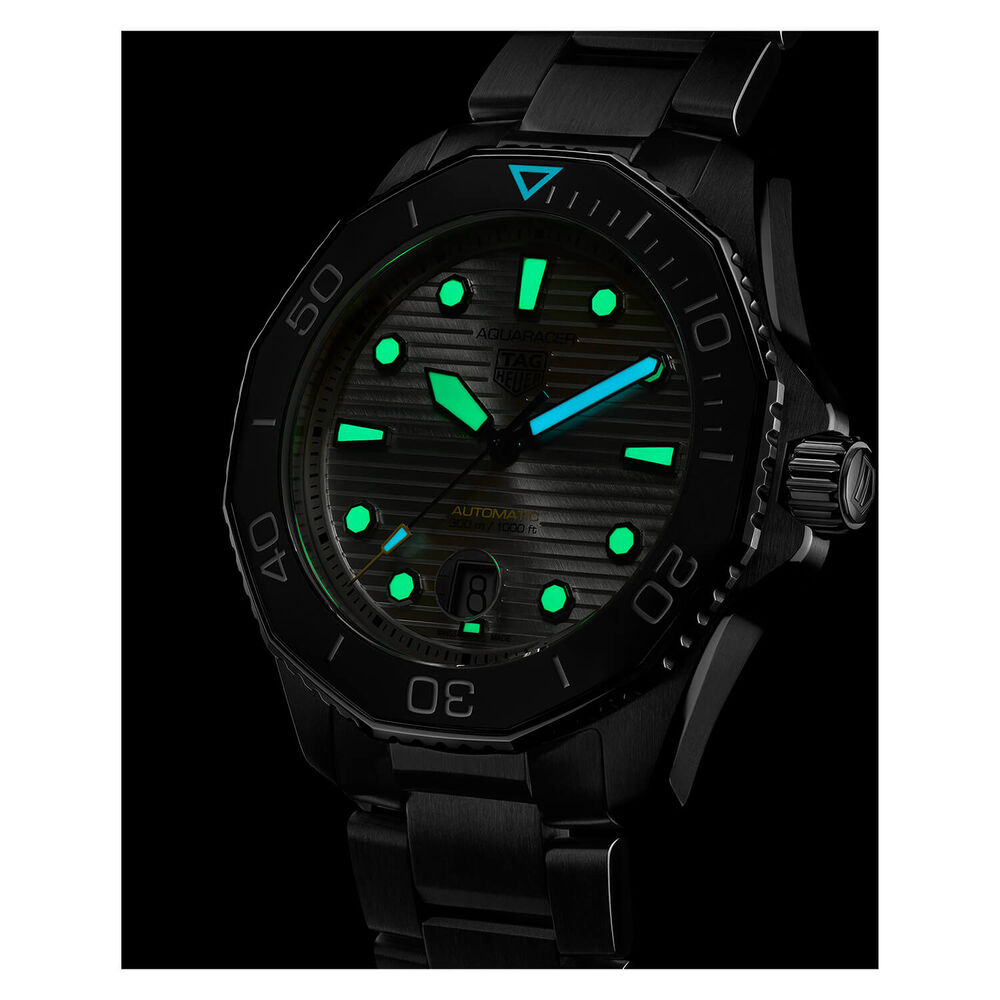TAG Heuer Aquaracer 43mm Silver Dial Black Bezel Steel Case Bracelet Watch image number 6