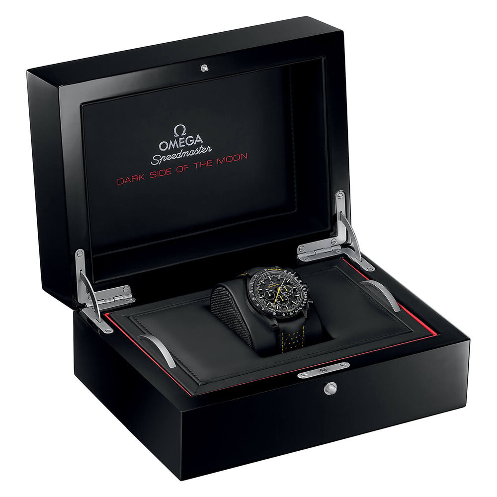 OMEGA Speedmaster Dark Side of the Moon Apollo 8 44.25mm Dial Case Strap Watch image number 2