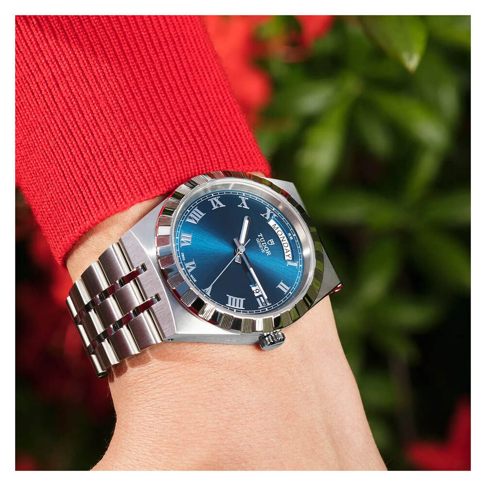 TUDOR Royal 41mm Blue Roman Numerals Dial Day & Date Steel Case Bracelet Watch image number 4