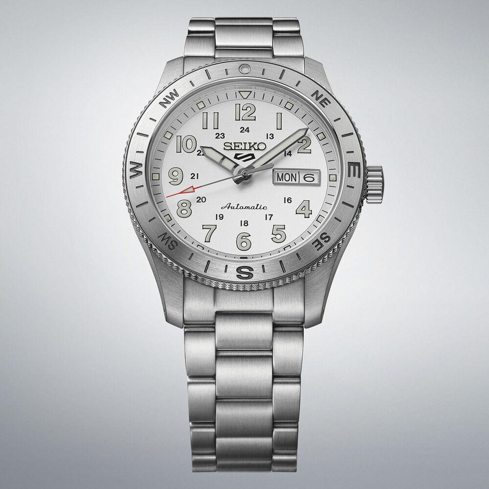 Seiko 5 Sports Field White Ensign 41mm Dial Stainless Steel Bracelet Watch