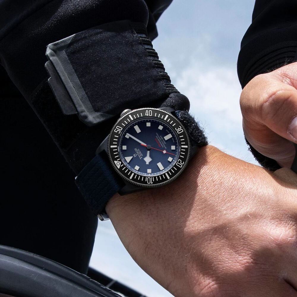 TUDOR Pelagos 42mm FXD Blue Dial Titanium Case Nato Strap Watch image number 2