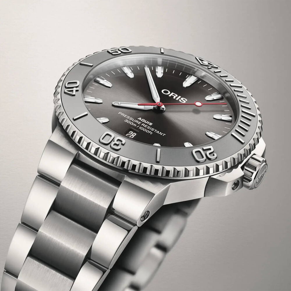 Oris Aquis Date Relief 43.5mm Grey Dial Stainless Steel Bracelet Watch image number 1