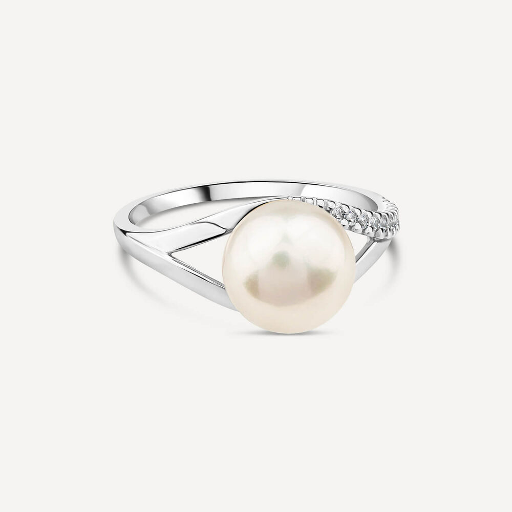 9ct White Gold Freshwater Pearl Cubic Zirconia Set Split Shoulders Ring image number 2
