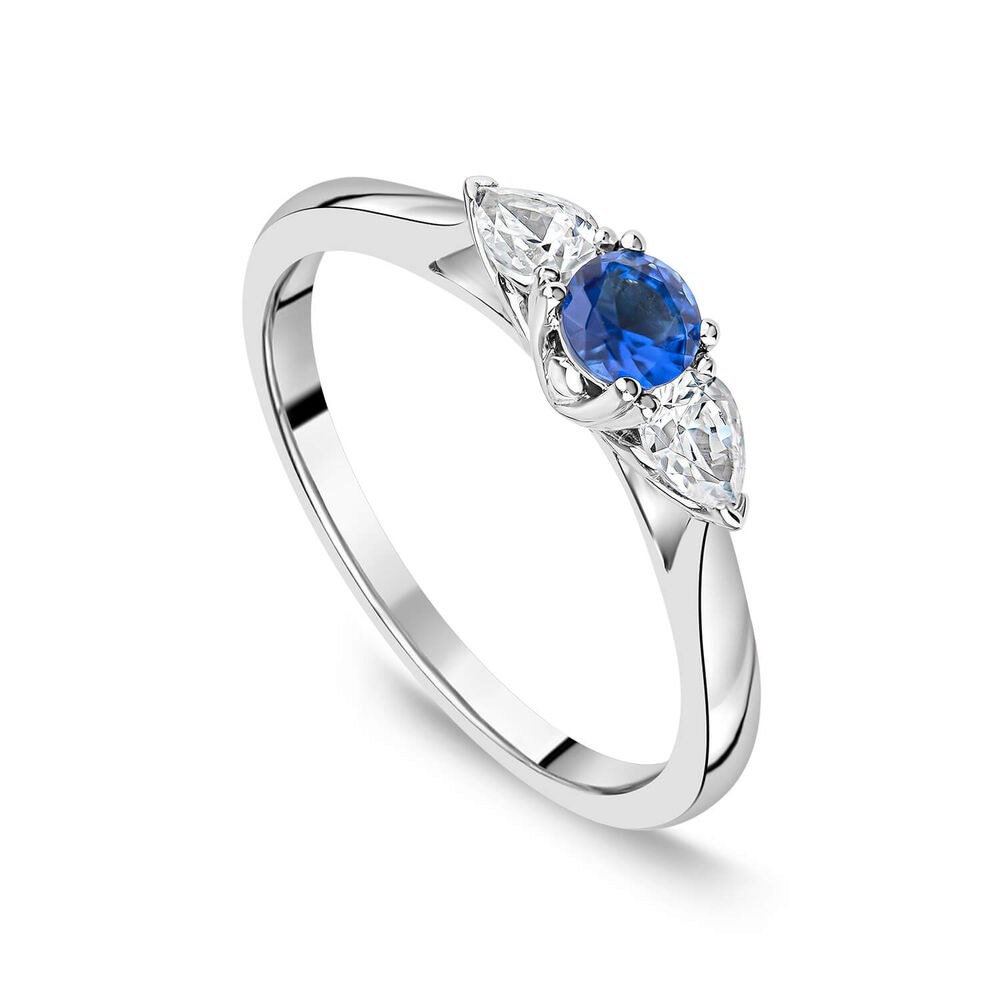 18ct White Gold Sapphire Centre & 0.50ct 3 Diamonds Tulip Setting Ring