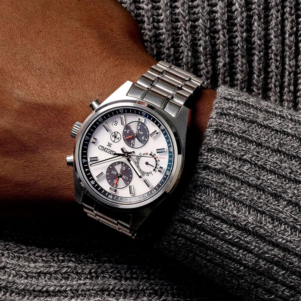 Seiko Prospex GPS Solar Chronograph Speedtimer 42mm Silver Dial Stainless Steel Bracelet Watch image number 6