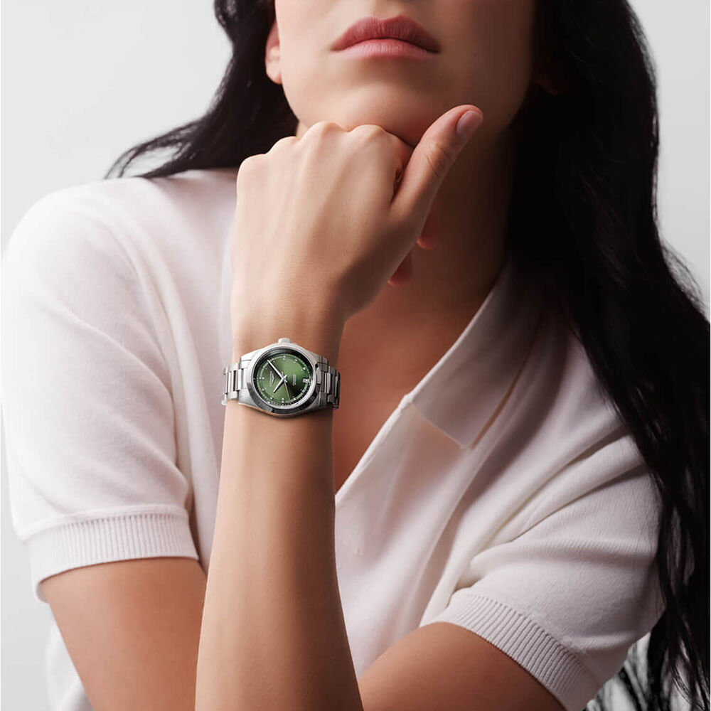 Longines Conquest 2023 34mm Sunray Green Dial Steel Case Ladies' Watch image number 3