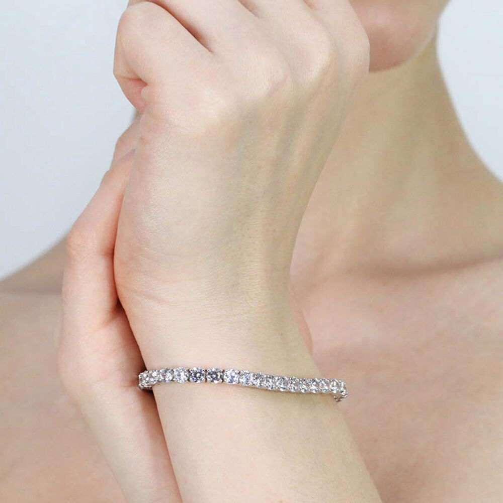 CARAT* London Silver Tennis Featuring Large Round Cut CARAT* Stones image number 2