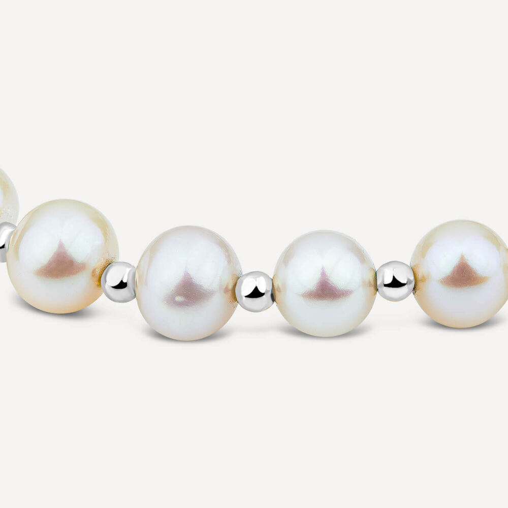 9ct white gold 6-6.5mm freshwater cultured pearl bracelet image number 2