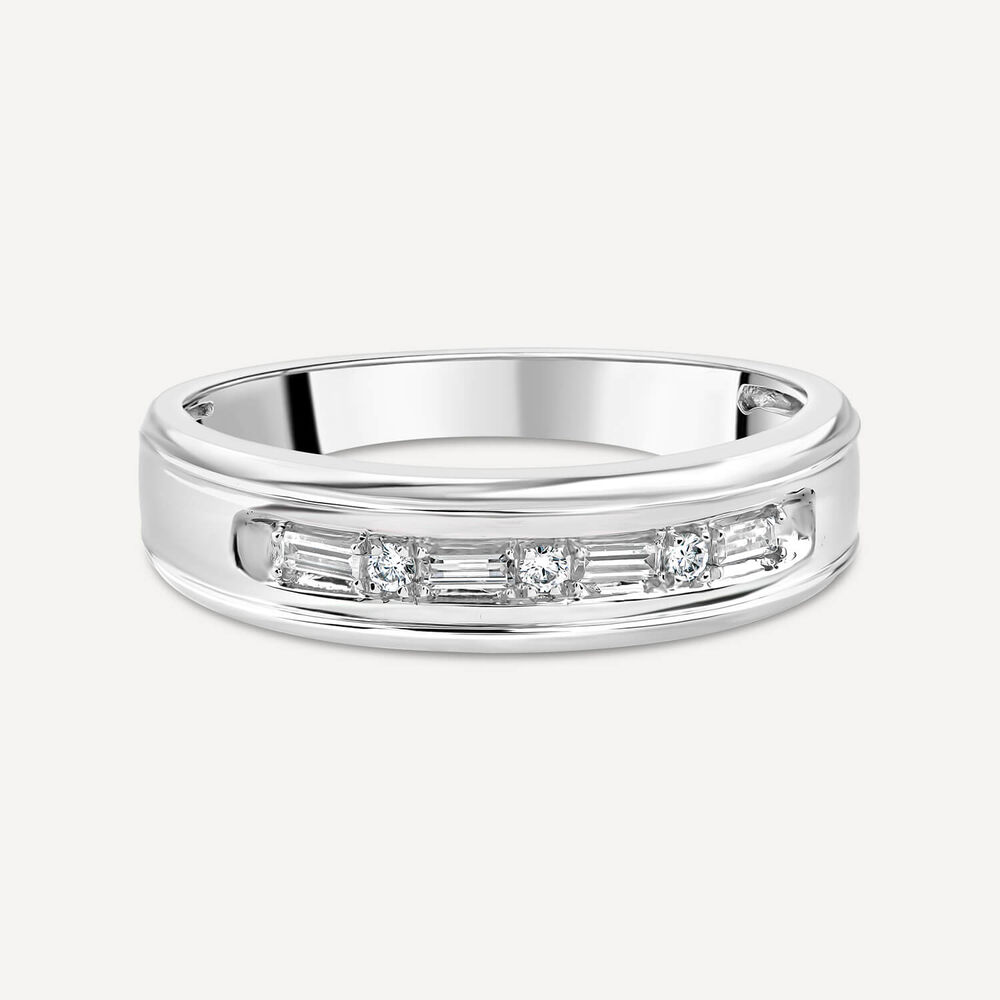 9ct White Gold 0.15ct Round & Baguette Diamond Set Band Ring