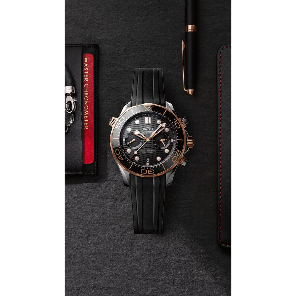 Omega Seamaster Diver 300 Chrono Black Dial Mens Black Bracelet Watch image number 2