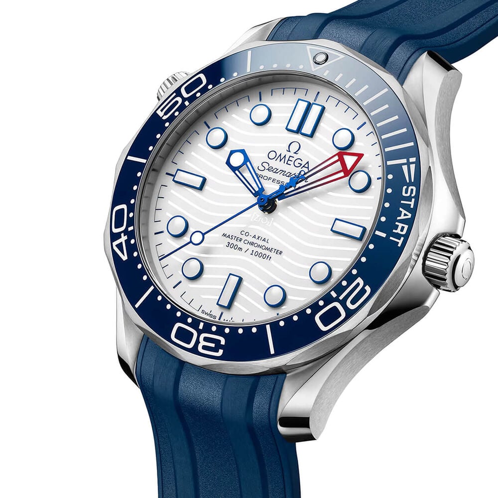 OMEGA Seamaster Diver 300M America's Cup Edition 42mm White Dial Blue Rubber Strap Watch image number 2