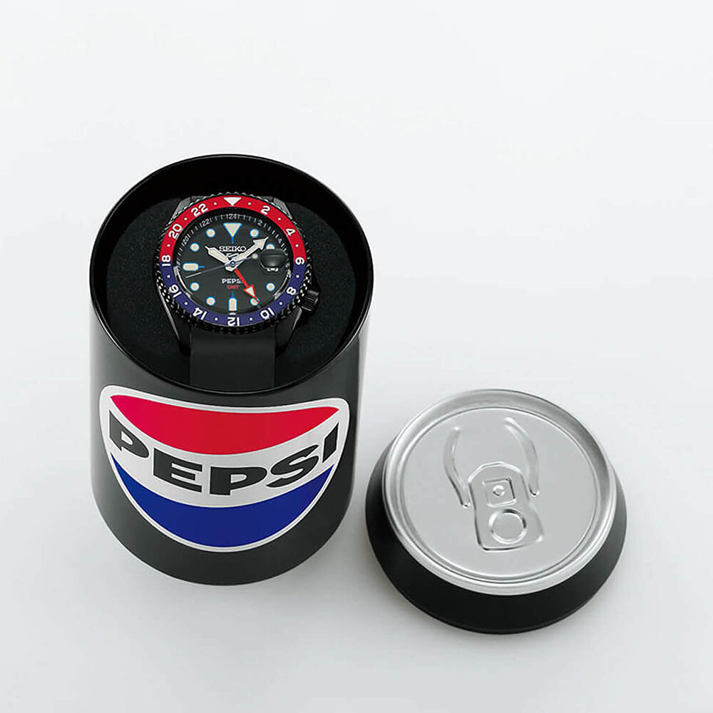 Seiko 5 Sports x PEPSI Limited Edition Collaboration In All-Black 42.5mm Dial Strap Watch image number 8