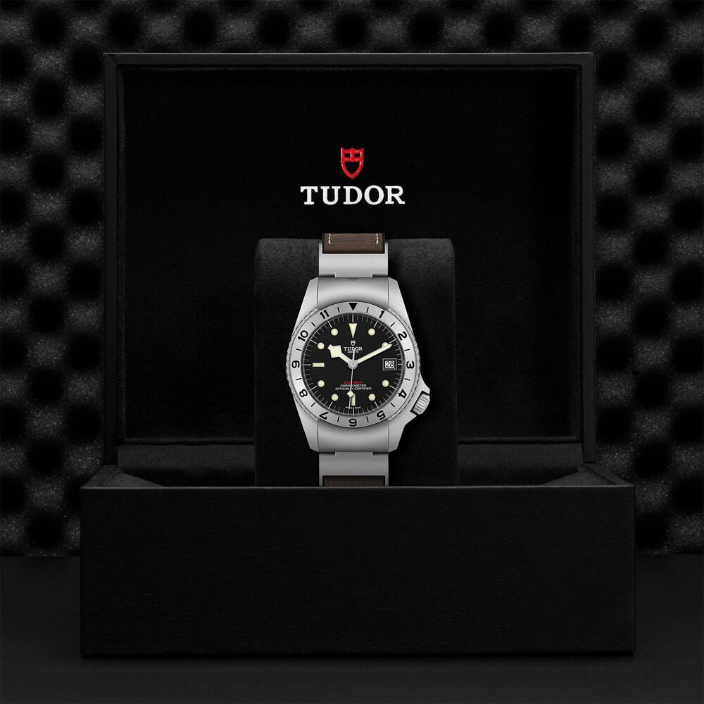 TUDOR Black Bay P01 Swiss Dive 42mm Watch image number 4
