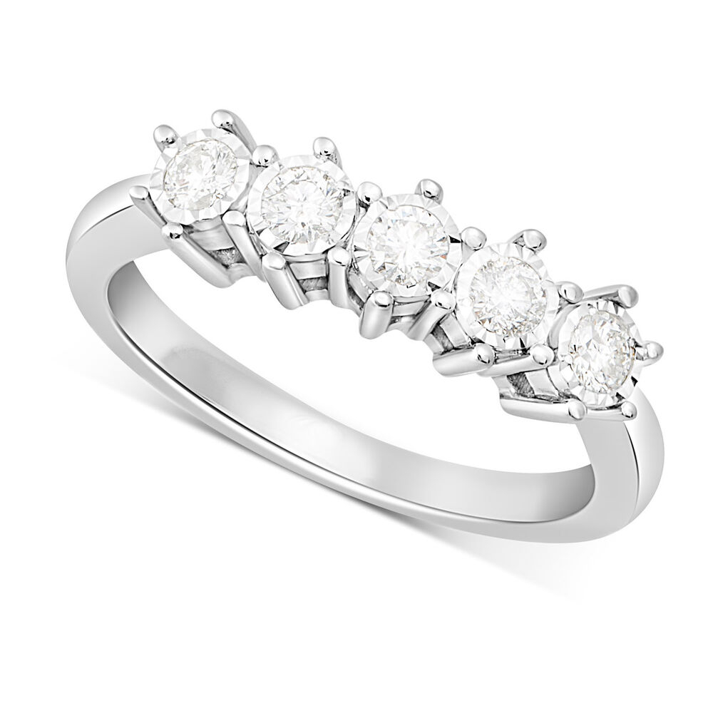 Ladies 9ct White Gold 5 stone Diamond Illusion Ring .25ct image number 0