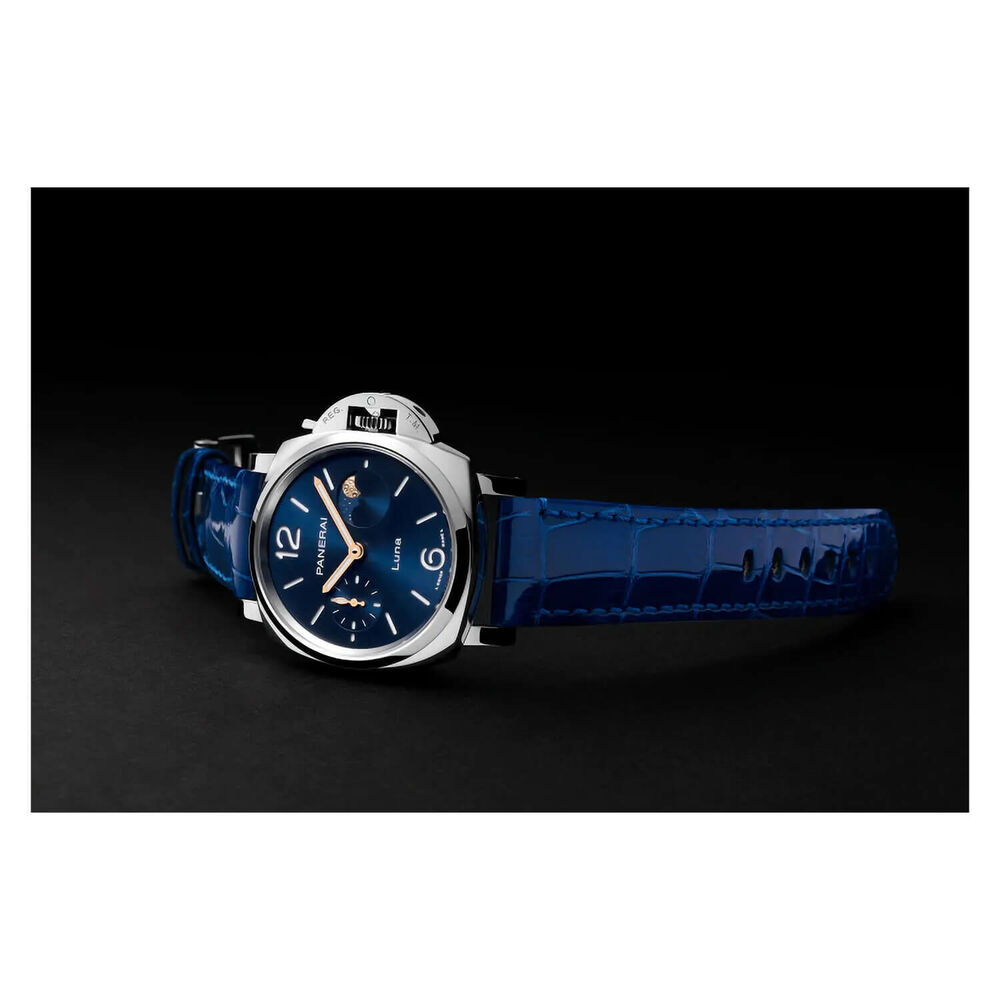 Panerai Luminor Due 38mm Luna Blue Dial Strap Watch image number 12