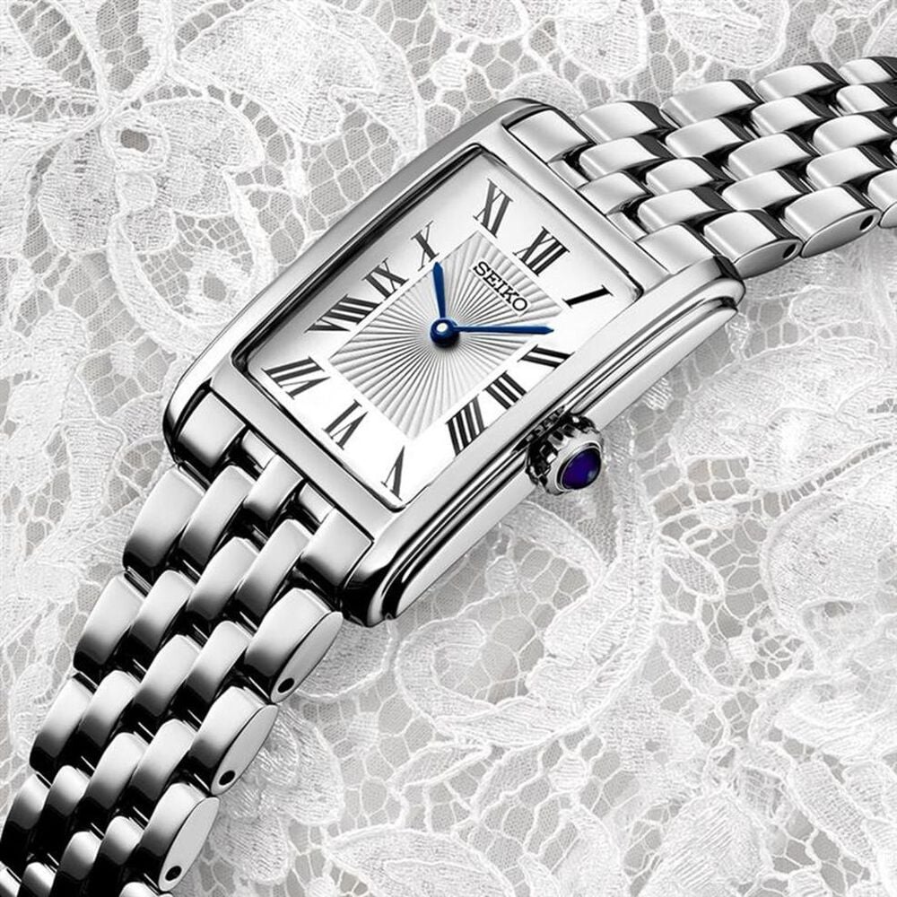 Seiko 22.2mm White Dial Silver Tone Steel Bracelet Watch