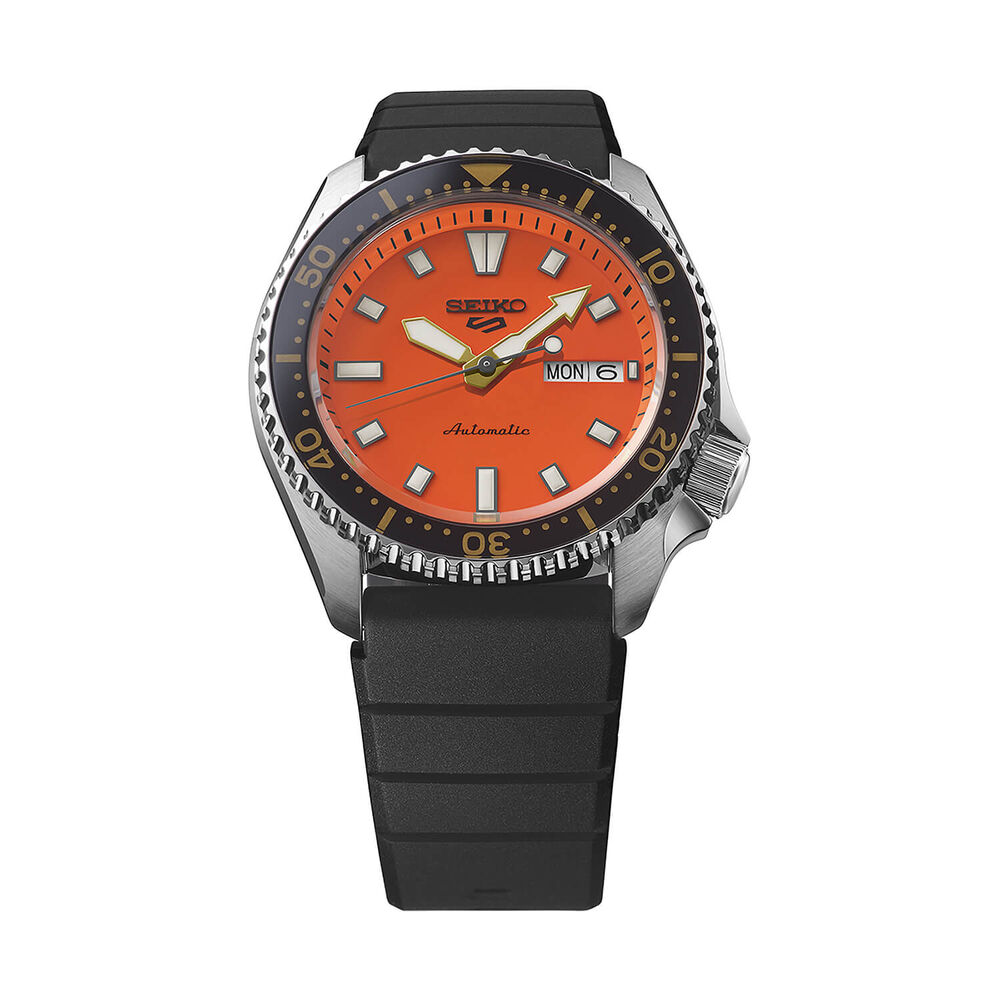 Seiko 5 Sport SKX Redux 'Daichi Orange' 42.5mm Dial Black Rubber Strap Watch image number 3