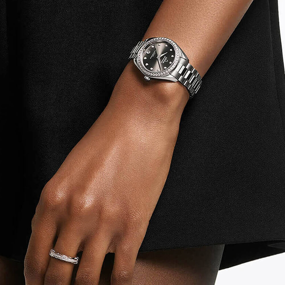 OMEGA Aqua Terra 150M 30mm Grey Dial Diamond Dots Steel Bracelet Watch image number 8