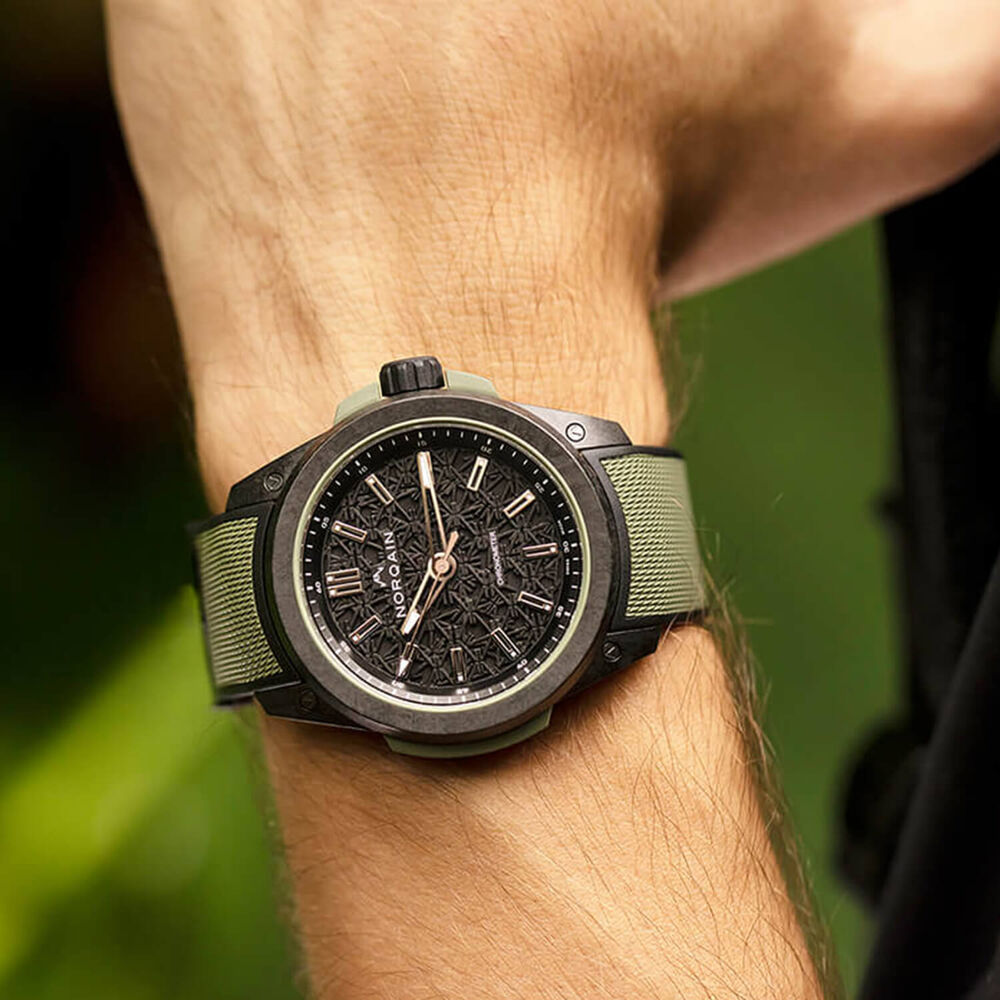NORQAIN Wild ONE Automatic 42mm Black Dial Khaki Rubber Strap Watch image number 2