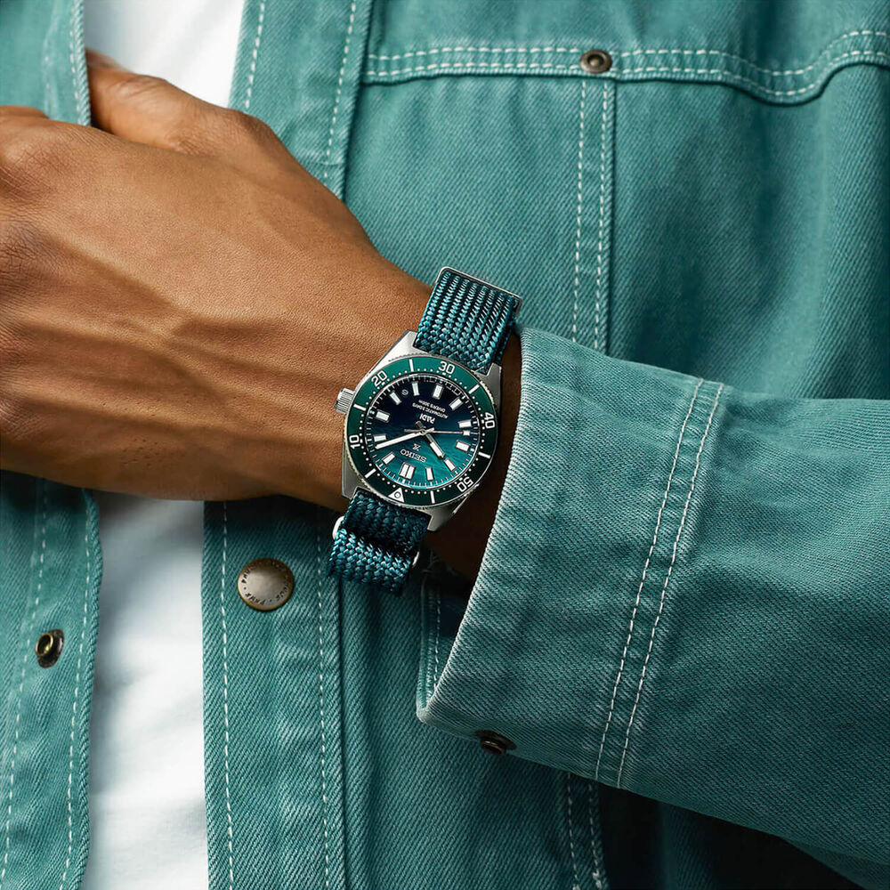 Seiko Prospex 1965 Heritage Diver’s PADI Special Edition 40mm Green Dial Steel Bracelet Watch image number 9