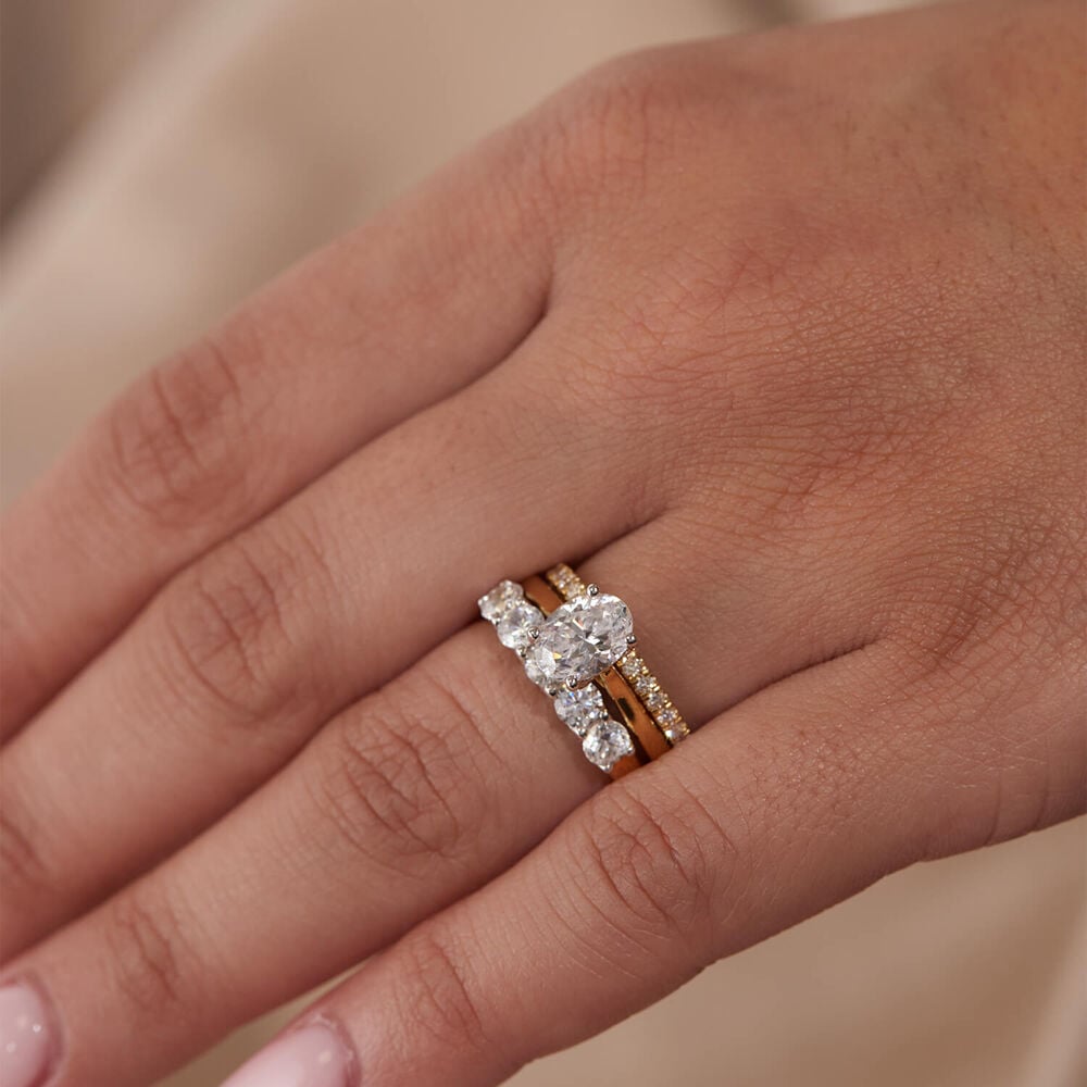 Born 18ct Yellow Gold 0.20ct Lab Grown Diamond Claw Set Half Eternity Wedding Ring