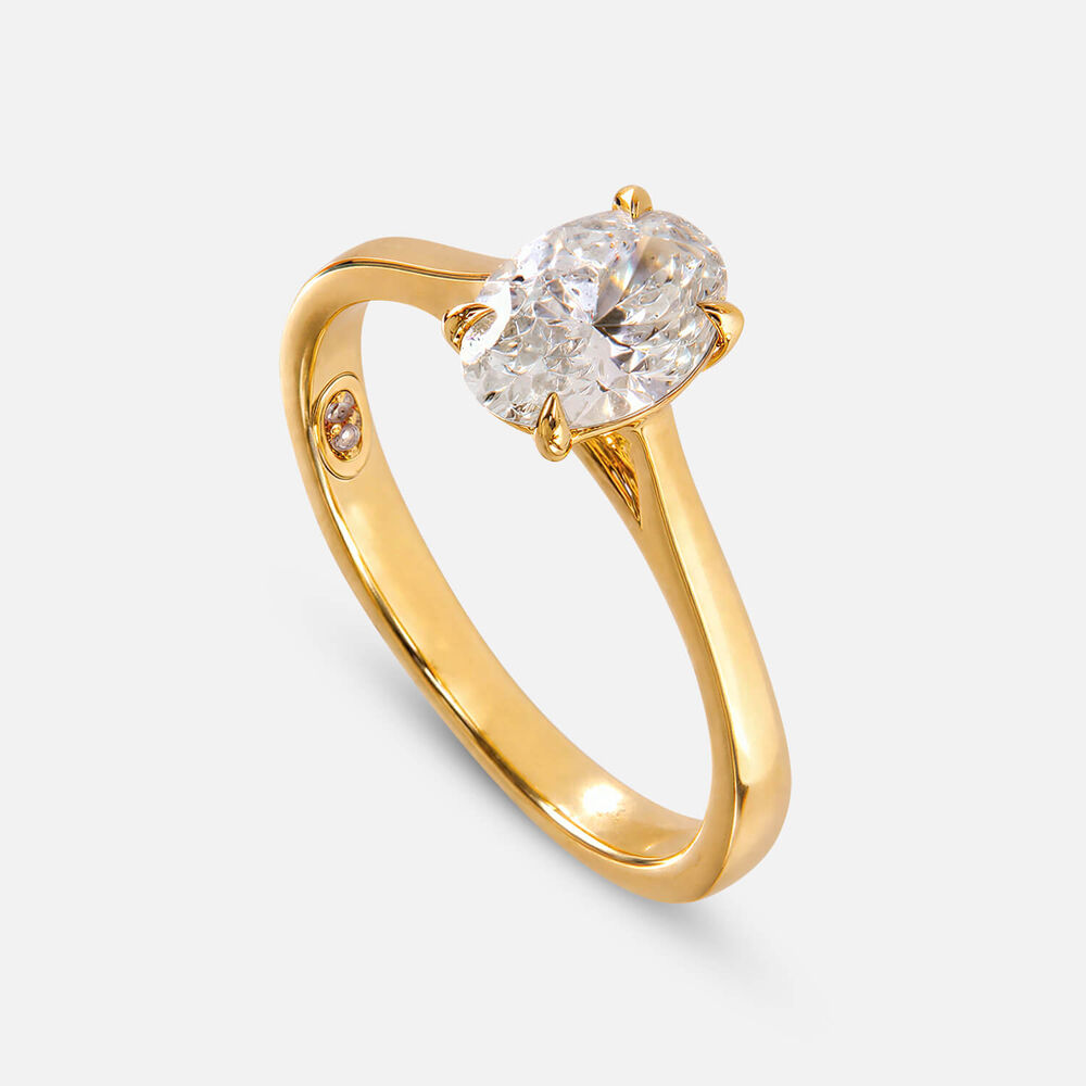 18ct Yellow Gold 1.00ct Oval Diamond Solitaire Ring