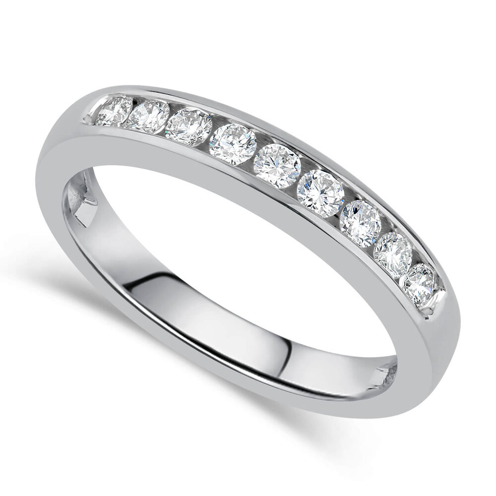 9ct White Gold 0.25ct Diamond Nine Stone Channel Ring image number 0