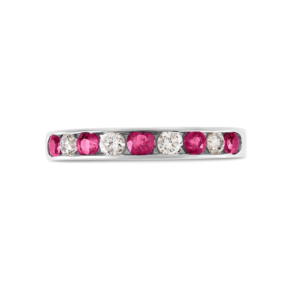 18ct white gold ruby and 0.28 carat diamond ring