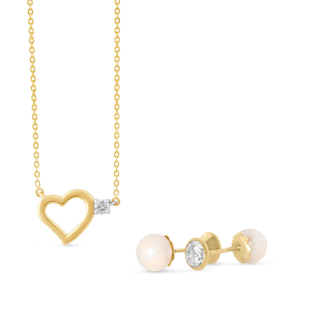 9ct Gold Cubic Zirconia Heart Necklace image number 4