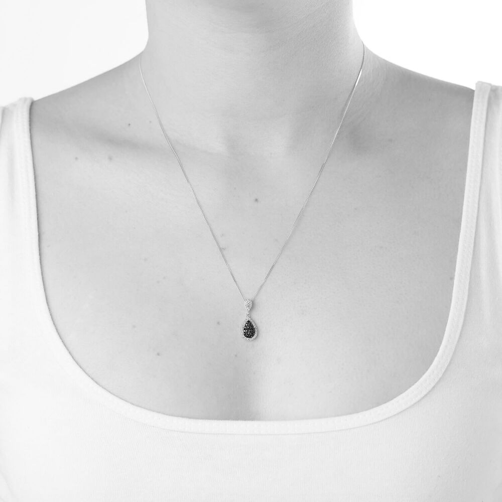 9ct White Gold 0.15ct Diamond & Sapphire Pear Drop Pendant image number 2