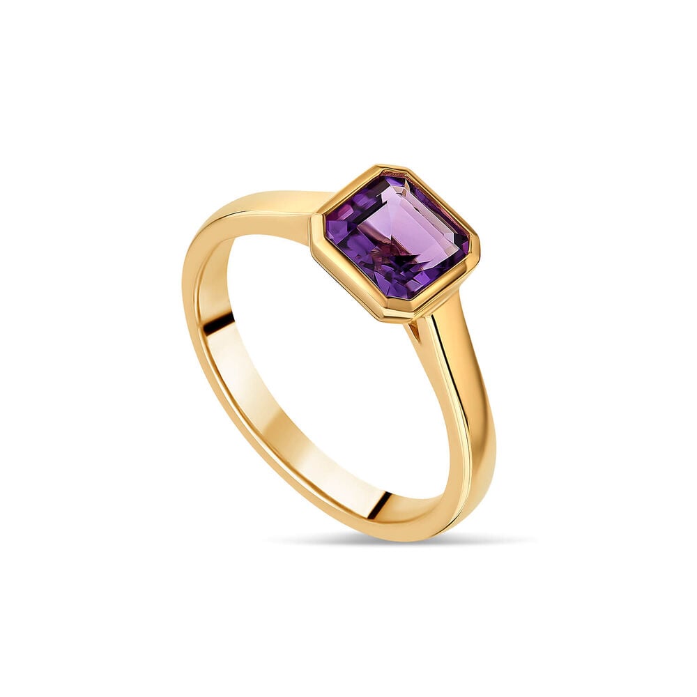9ct Yellow Gold Cushion Amethyst Ring image number 0