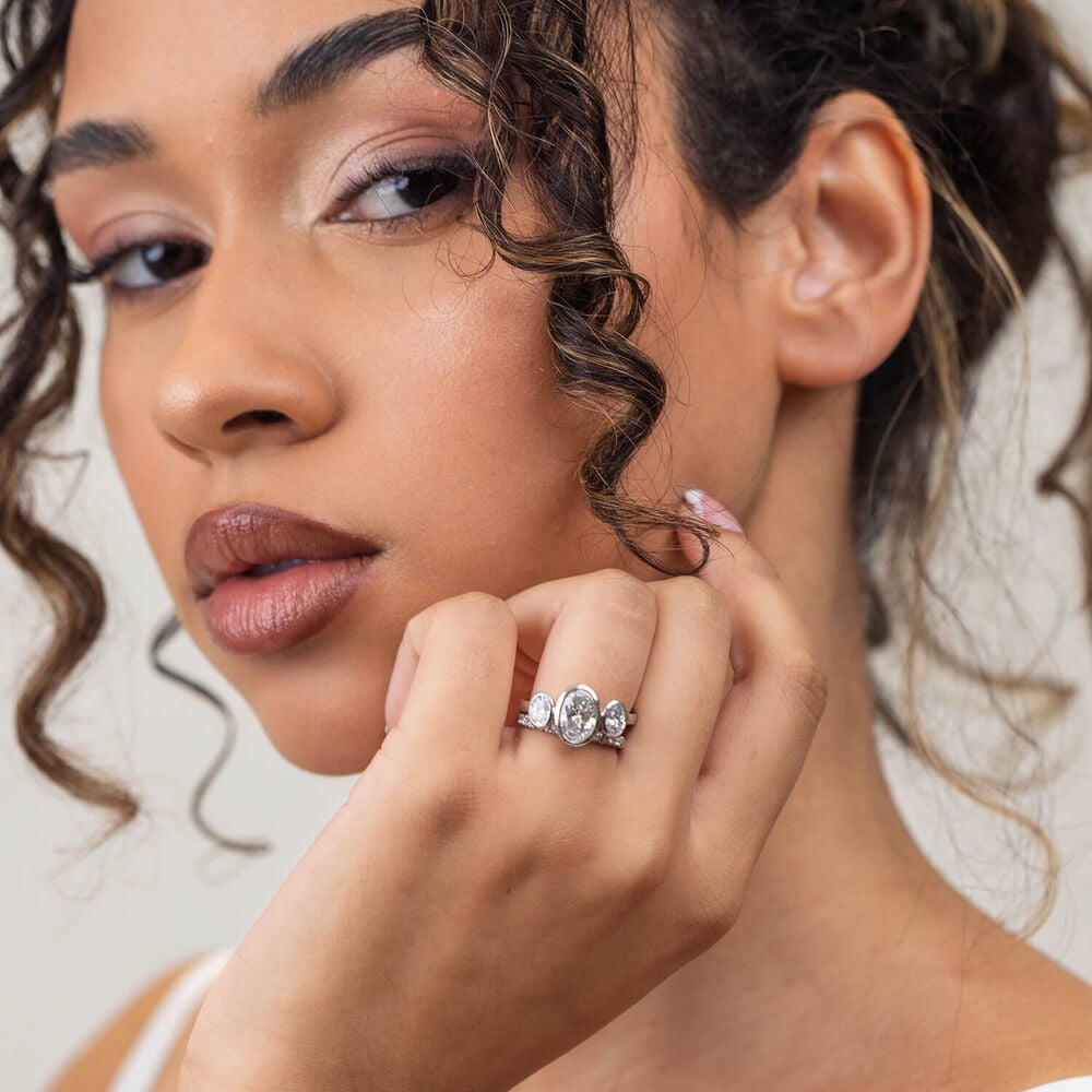 Born Platinum 0.30ct Claw Set Diamond Wedding Ring image number 5