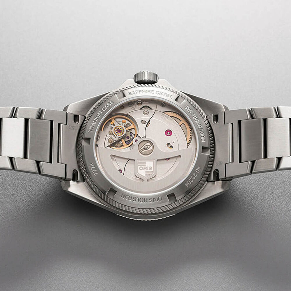 Oris ProPilot X 38mm Laser Dial Titanium Case Bracelet Watch image number 5