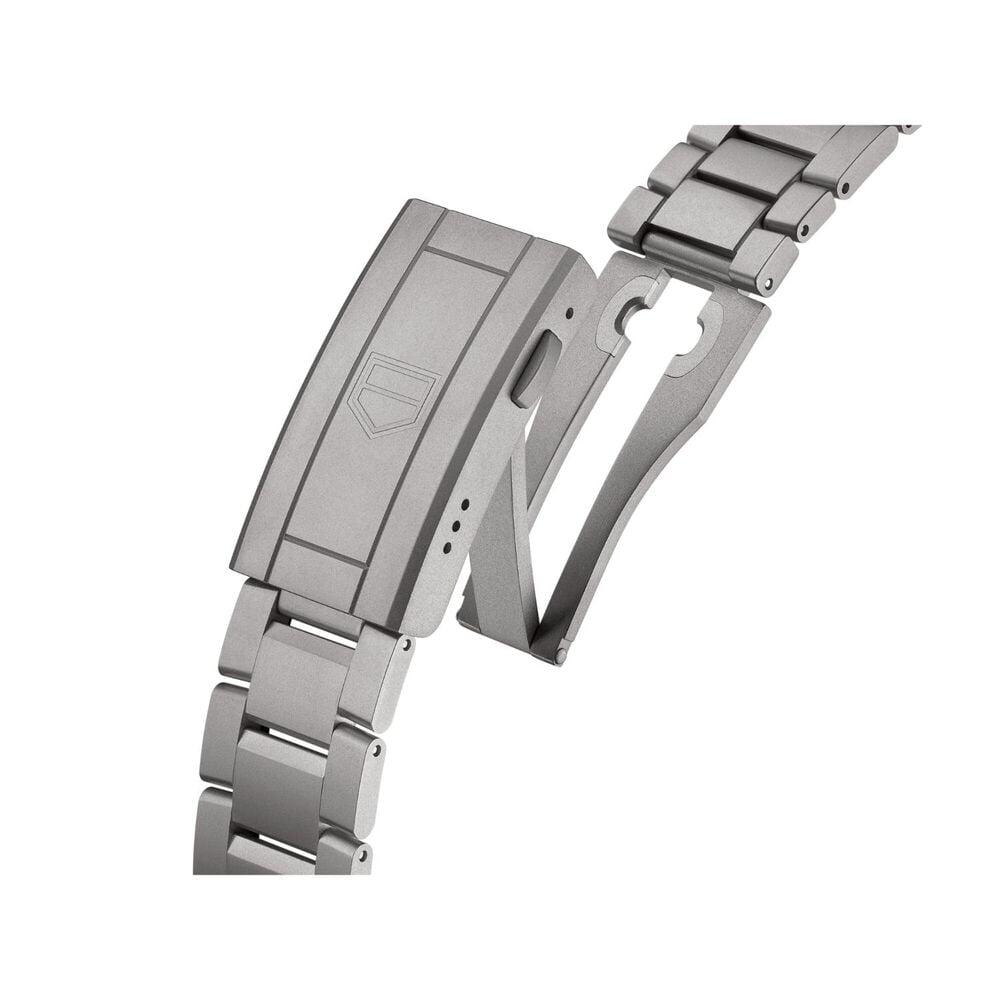 TAG Heuer Aquaracer Professional Solargraph 200 40mm Black Dial Titanium Bracelet Watch