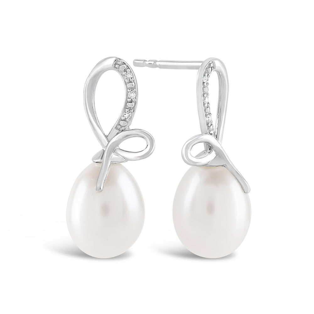 9ct White Gold Oval Freshwater Pearl Diamond Bow Stud Earrings