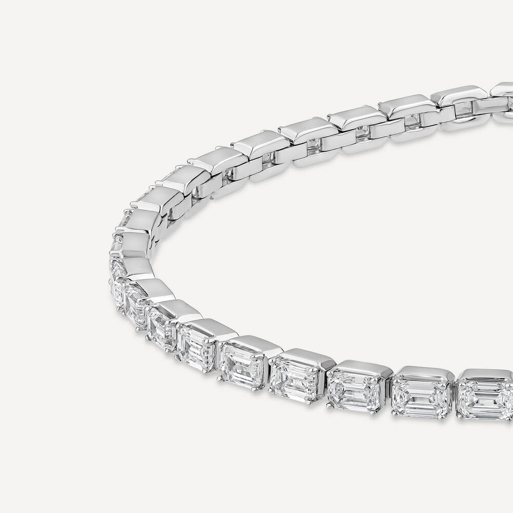 Born 18ct White Gold Lab Grown 7.50ct Diamond Emerald Cut Tennis Style Bracelet