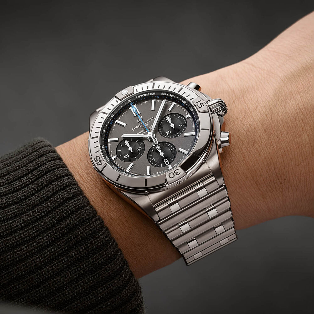 Breitling Chronomat B01 42mm Anthracite Dial Titanium Bracelet Watch image number 5