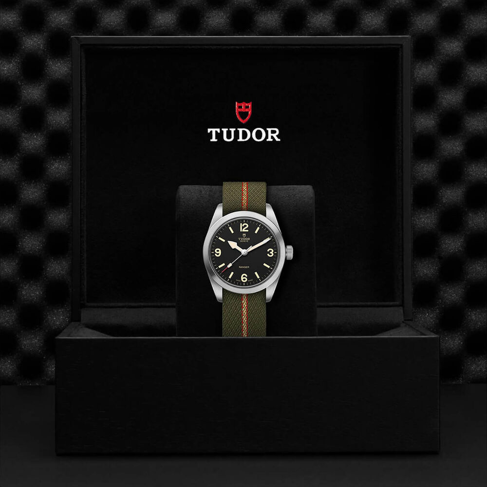 TUDOR Ranger 36mm Black Dial Green Fabric Strap Watch image number 4