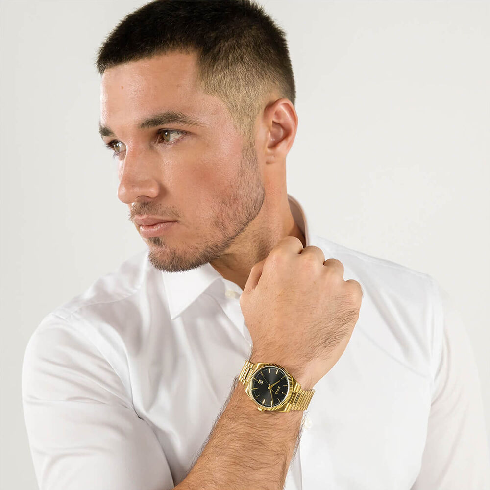 BOSS Cheswick 40mm Black Dial Gold Tone Stainless Steel Bracelet Watch image number 4