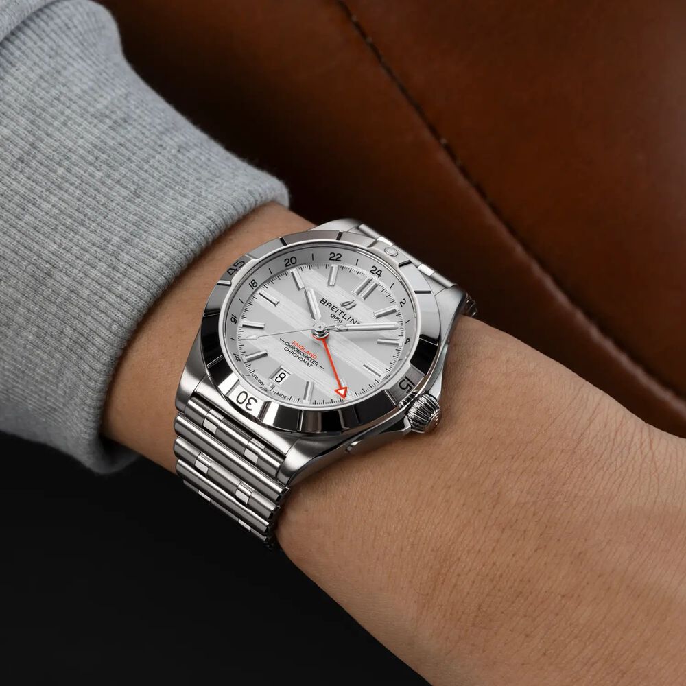 Breitling Chronomat GMT Six Nations England 40mm White Dial Steel Bracelet Watch image number 4