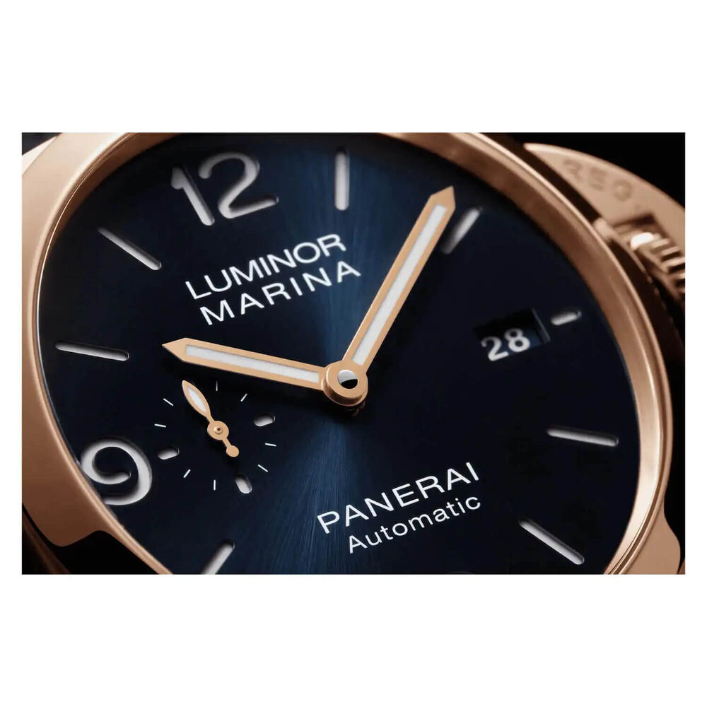 Panerai Luminor 44mm Marina Goldtech™ Sole Blu Blue Dial Strap Watch image number 5