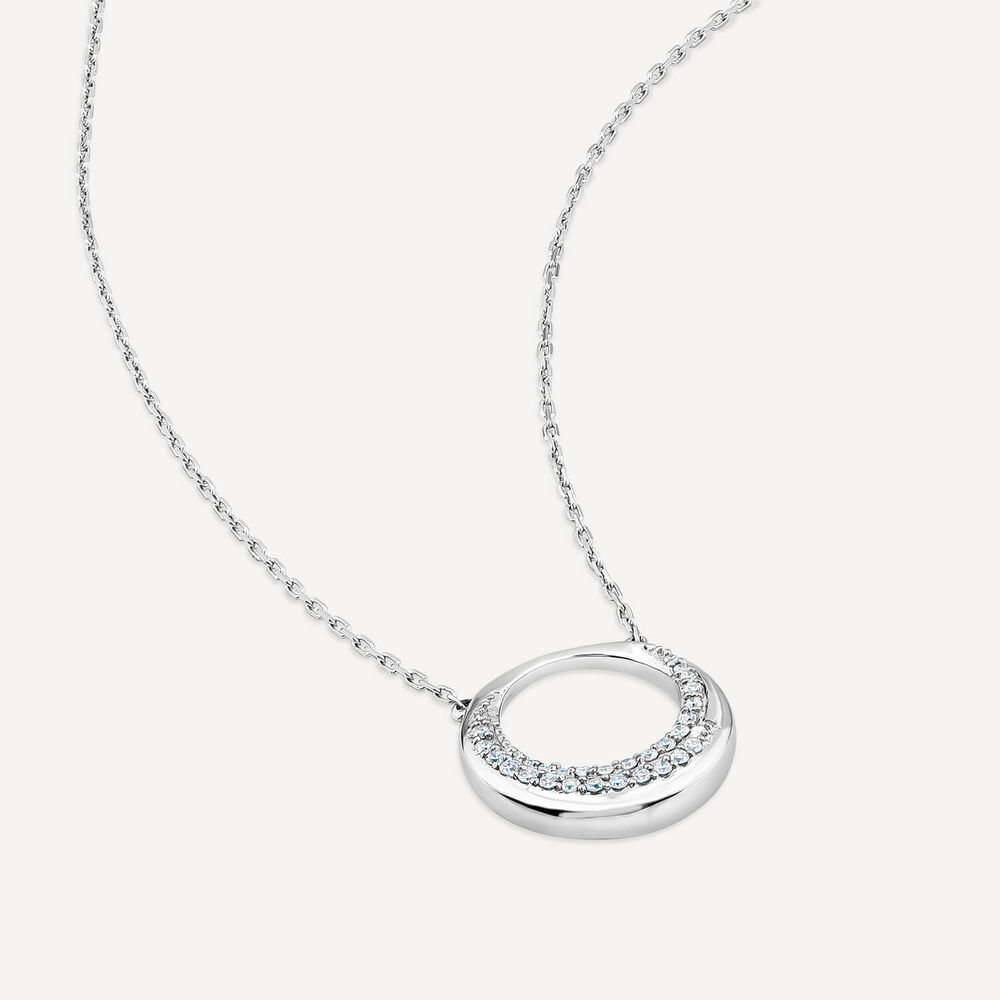 9ct White Gold 0.08ct Diamond Pave Open Circle Necklet image number 3