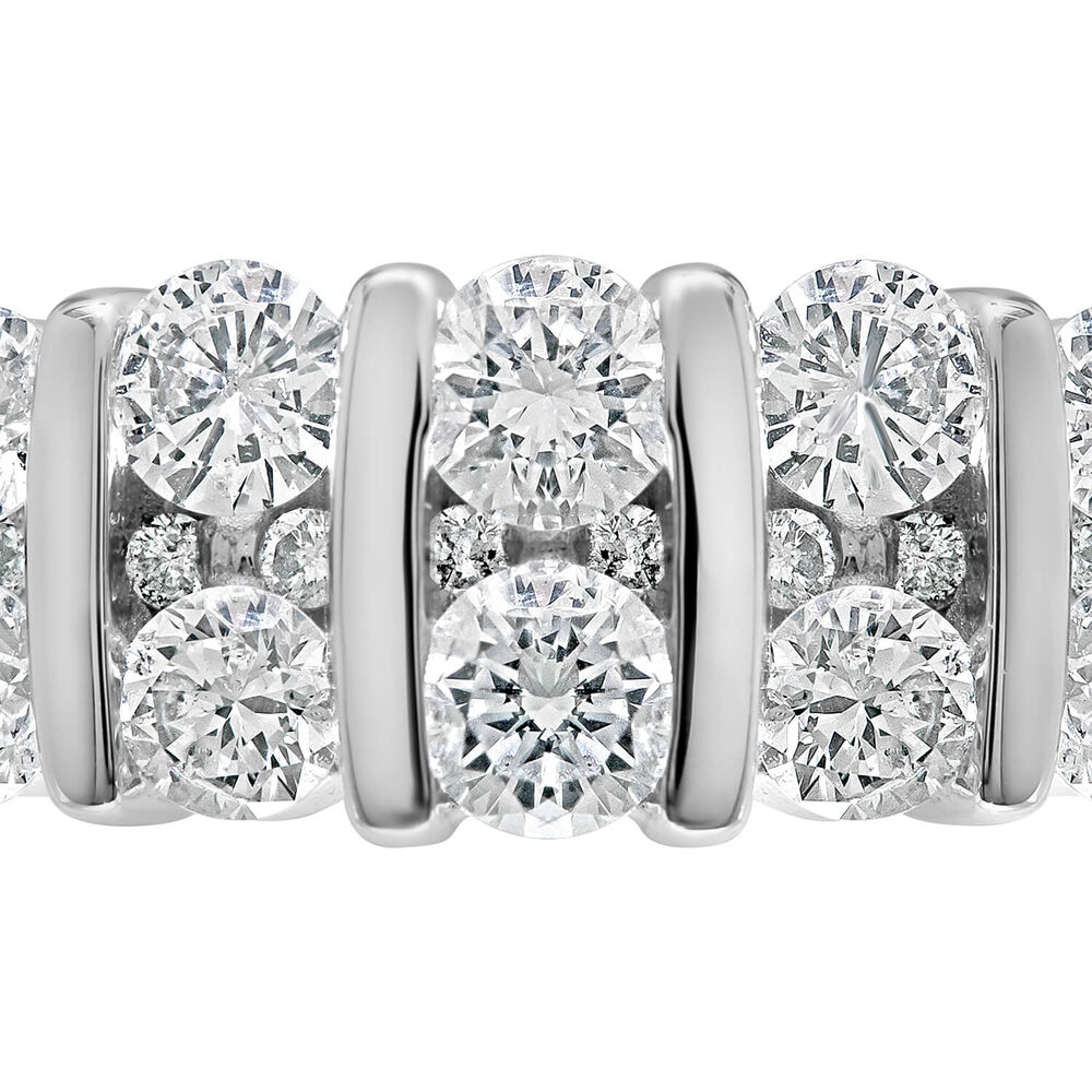 18ct white gold 1.00 carat diamond bar-set ring image number 4