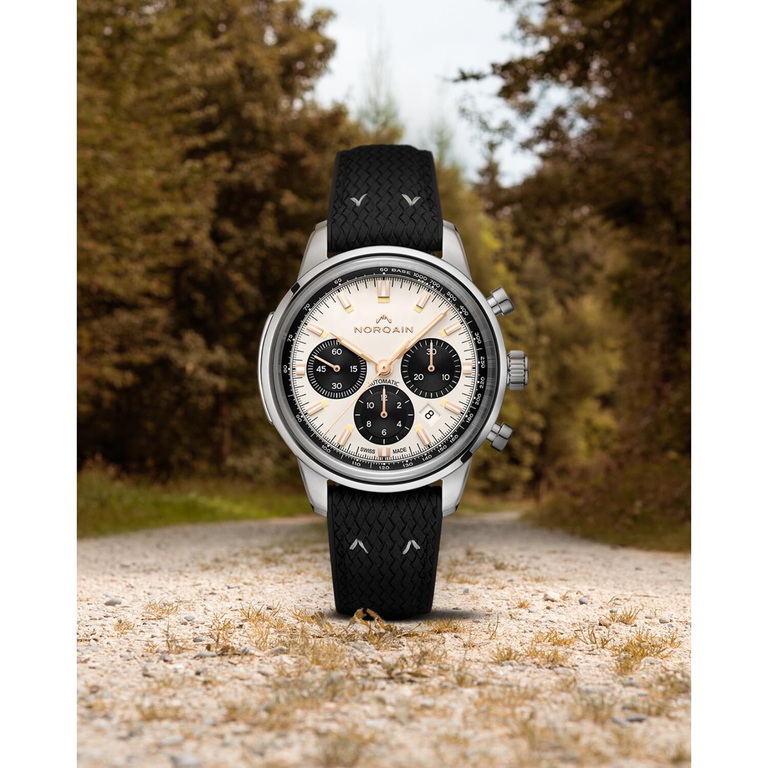 レオン NORQAIN Freedom 60 Chrono Limited Edition 43mm Ivory Dial Black