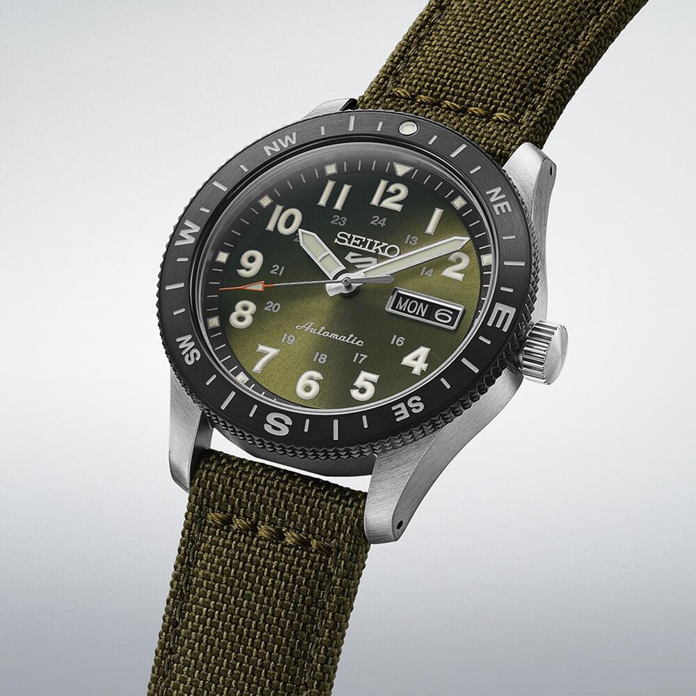 Seiko 5 Sports Field Fatigue Green 41mm Dial Khaki Nylon Strap Watch