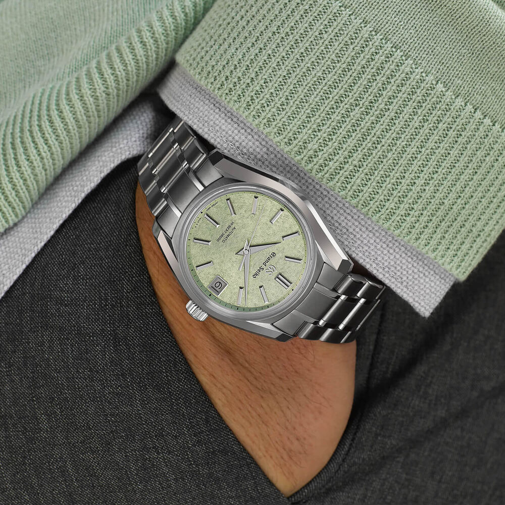 Grand Seiko 'Sakura-Wakaba' 62GS Hi-Beat 38mm Green Dial Bracelet Watch image number 6