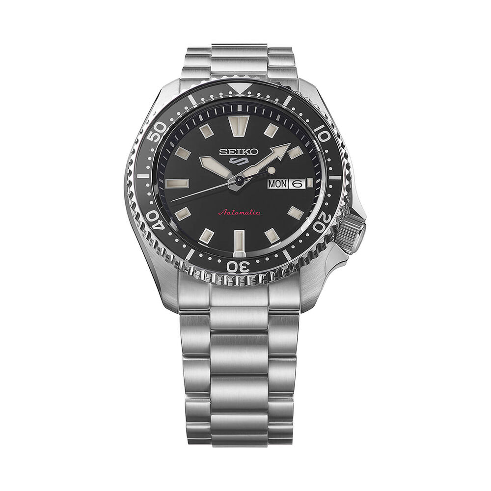 Seiko 5 Sport SKX Redux 'Kuro Black' 42.5mm Dial Steel Bracelet Watch image number 3