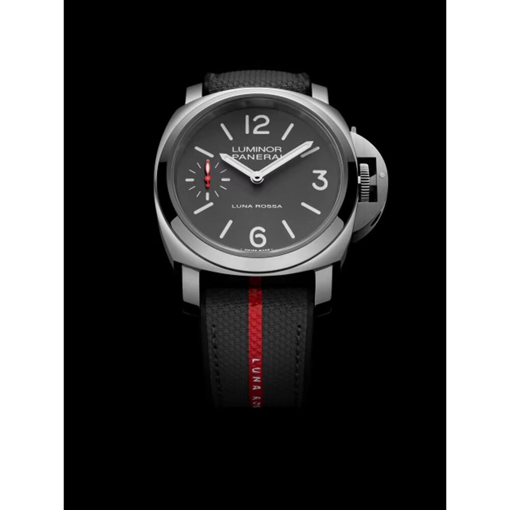 Panerai Luminor Tre Giorni Luna Rossa 44mm Grey Dial Rubber Strap Watch image number 4