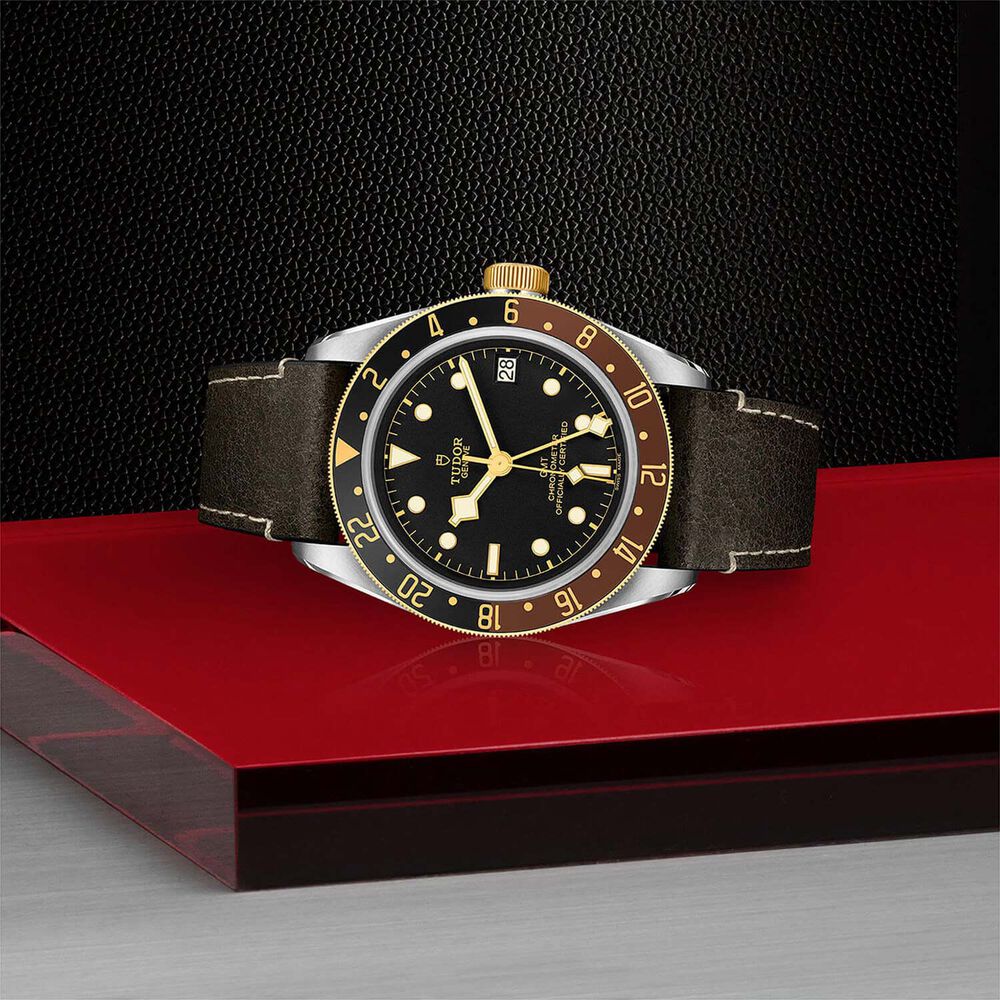 Tudor Black Bay GMT 41mm Automatic Steel Case Black Dial Brown Leather Strap Watch image number 2