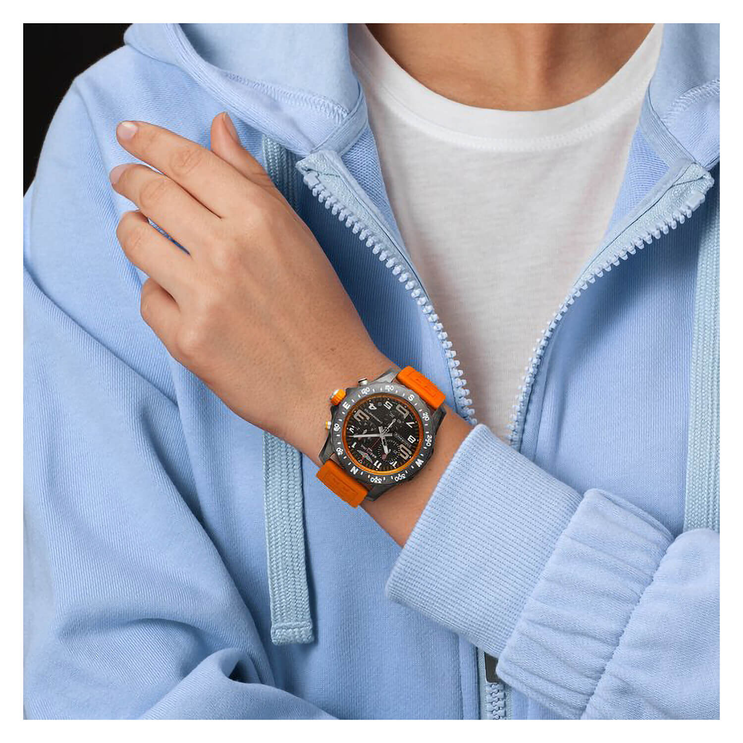 Breitling Endurance Pro 44mm Orange Detail Strap Watch